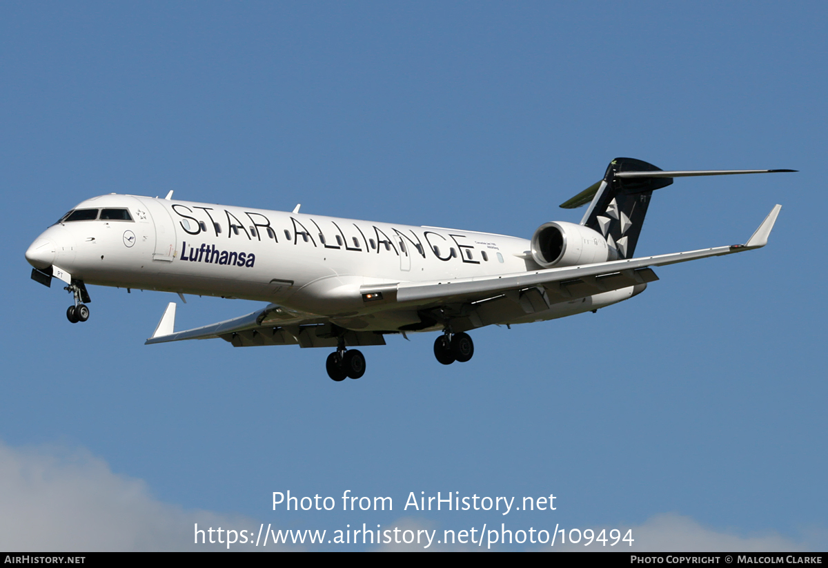 Aircraft Photo of D-ACPT | Bombardier CRJ-701ER (CL-600-2C10) | Lufthansa | AirHistory.net #109494