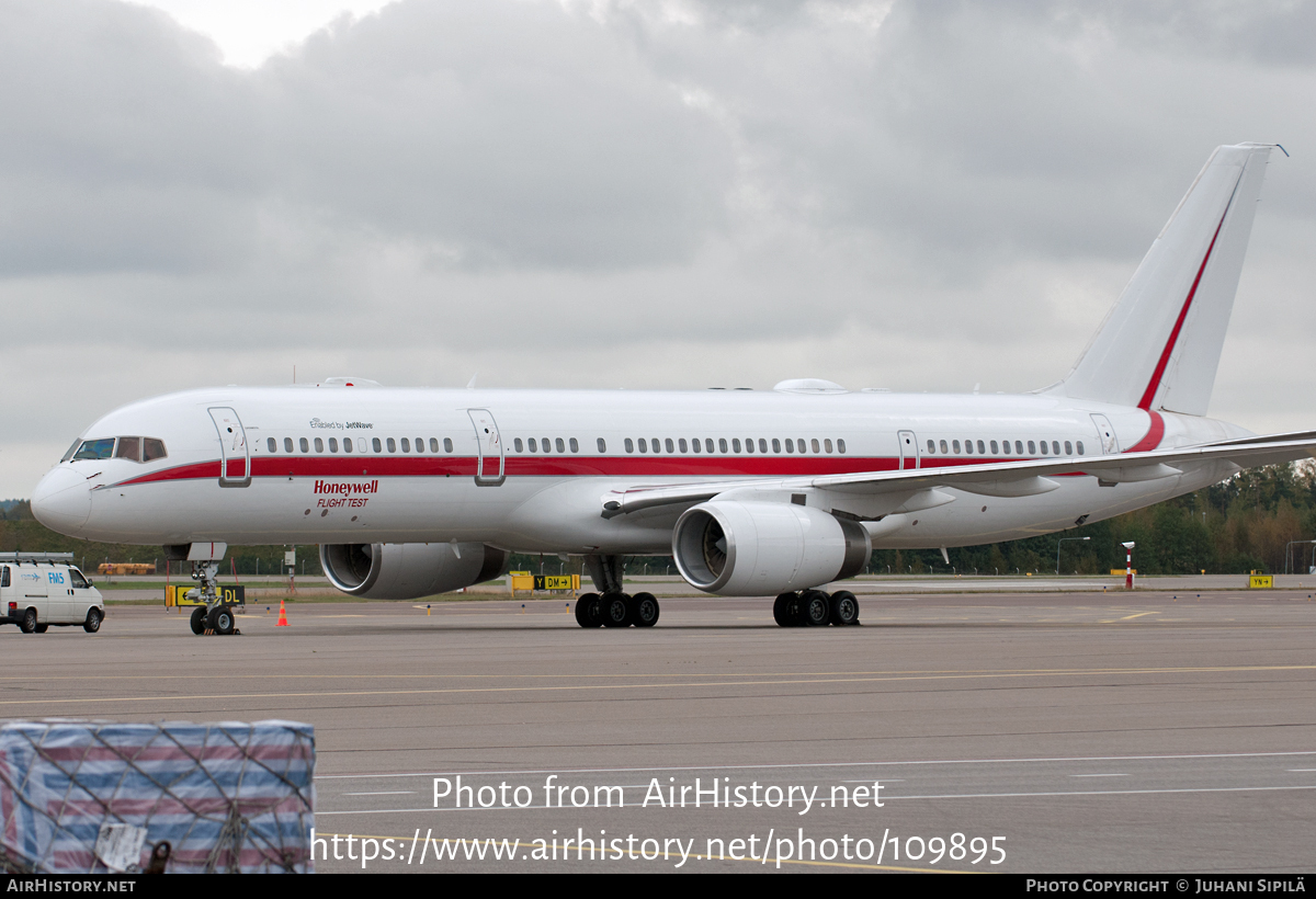 Aircraft Photo of N757HW | Boeing 757-225 | Honeywell Flight Test | AirHistory.net #109895