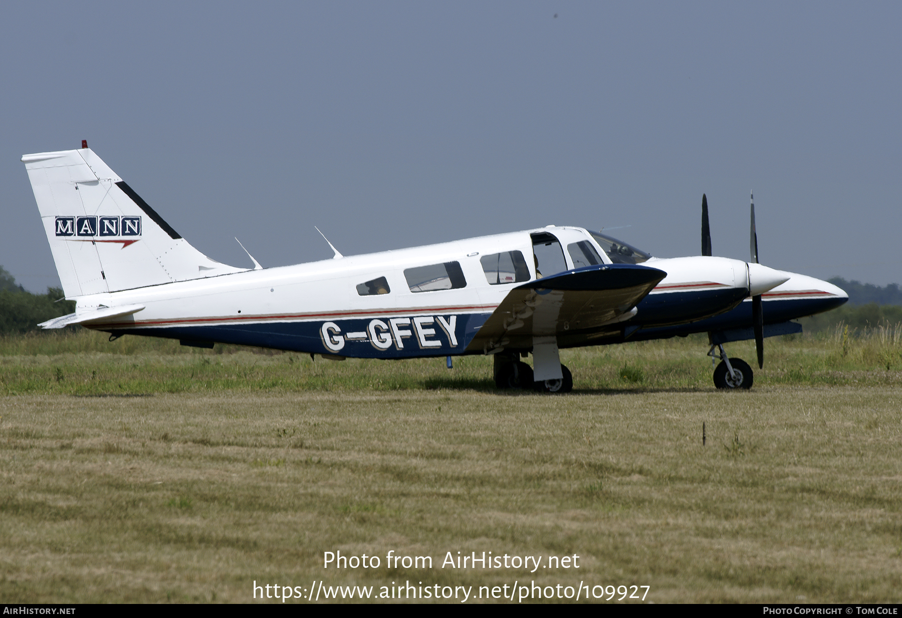 Aircraft Photo of G-GFEY | Piper PA-34-200T Seneca II | Mann Aviation | AirHistory.net #109927