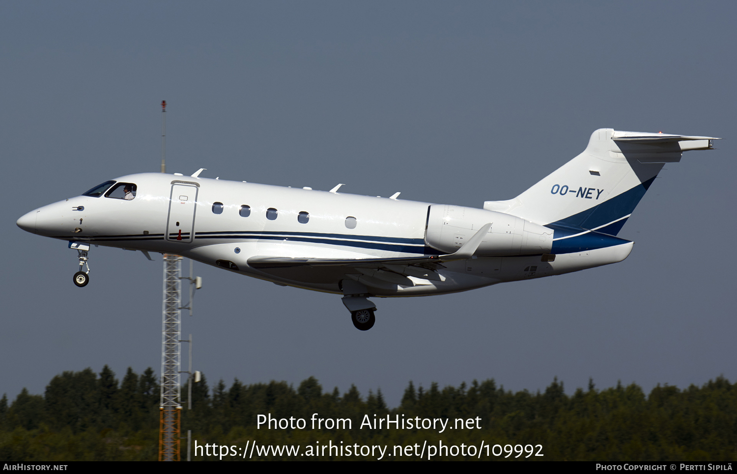 Aircraft Photo of OO-NEY | Embraer EMB-545 Legacy 450 | AirHistory.net #109992