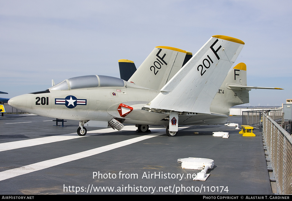 Aircraft Photo of 147276 | Grumman TF-9J Cougar | USA - Navy | AirHistory.net #110174