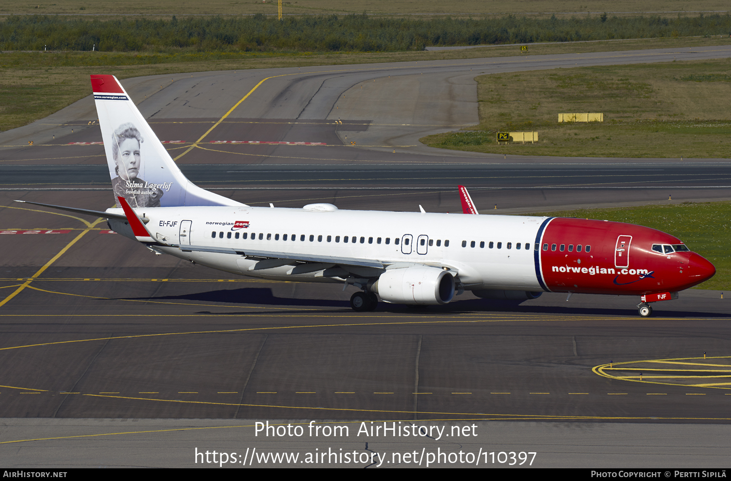 Aircraft Photo of EI-FJF | Boeing 737-86N | Norwegian | AirHistory.net #110397