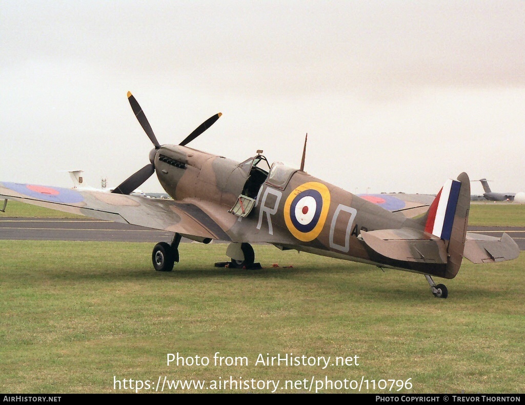 Aircraft Photo of G-AIST / AR213 | Supermarine 300 Spitfire Mk1A | UK - Air Force | AirHistory.net #110796