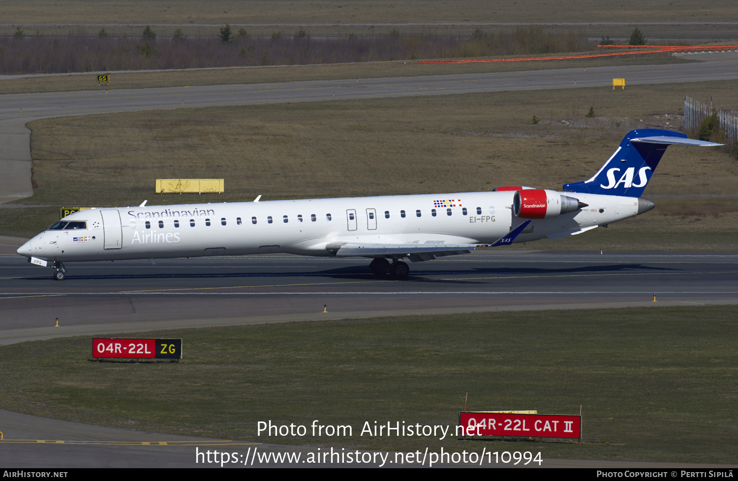 Aircraft Photo of EI-FPG | Bombardier CRJ-900 (CL-600-2D24) | Scandinavian Airlines - SAS | AirHistory.net #110994