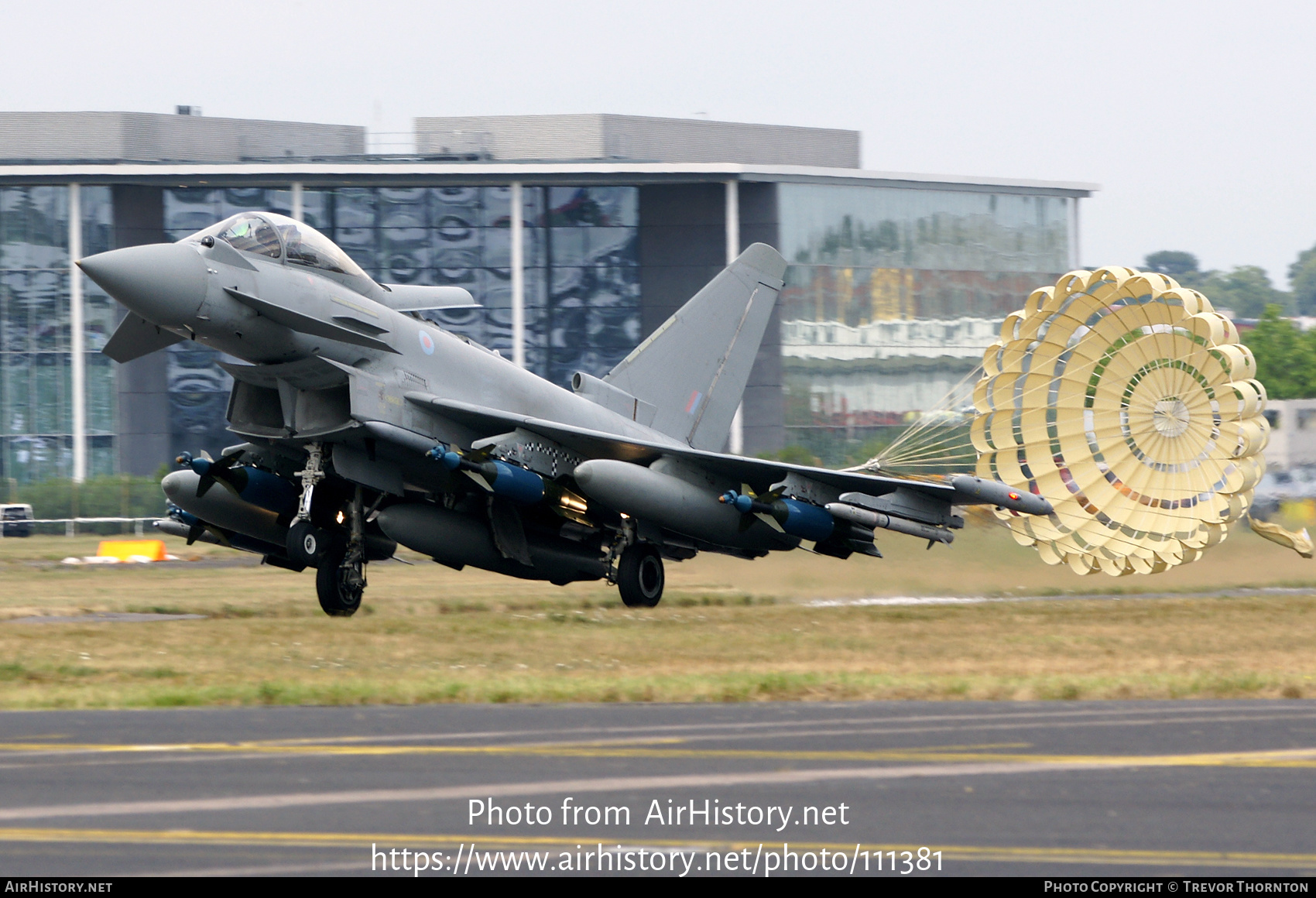 Aircraft Photo of ZJ700 | Eurofighter EF-2000 Typhoon F2 | UK - Air Force | AirHistory.net #111381