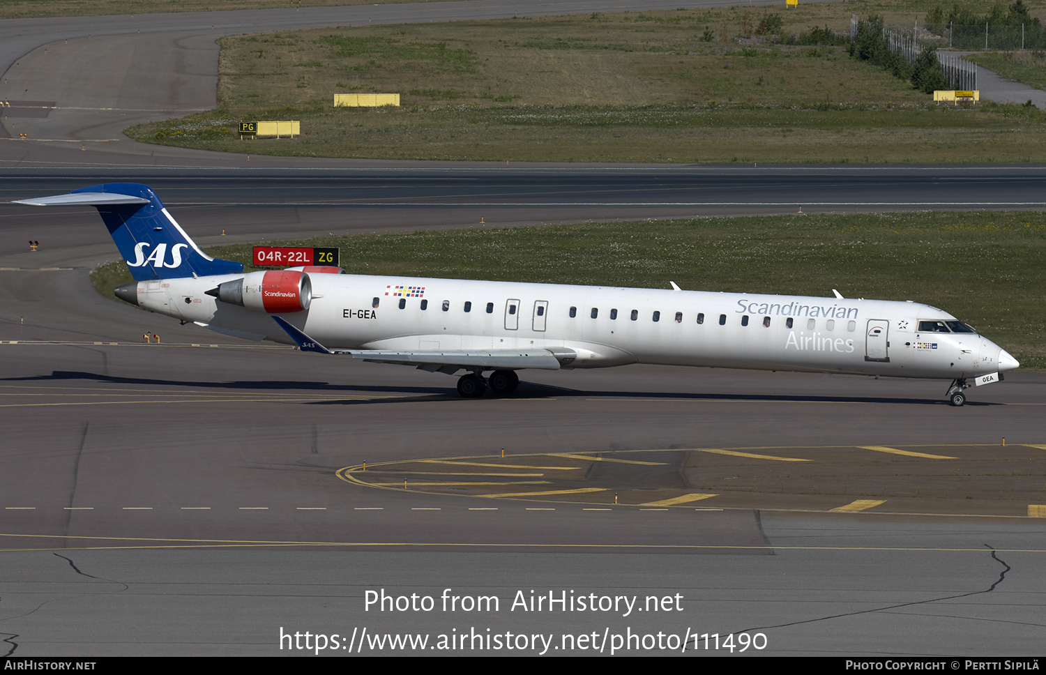 Aircraft Photo of EI-GEA | Bombardier CRJ-900LR (CL-600-2D24) | Scandinavian Airlines - SAS | AirHistory.net #111490