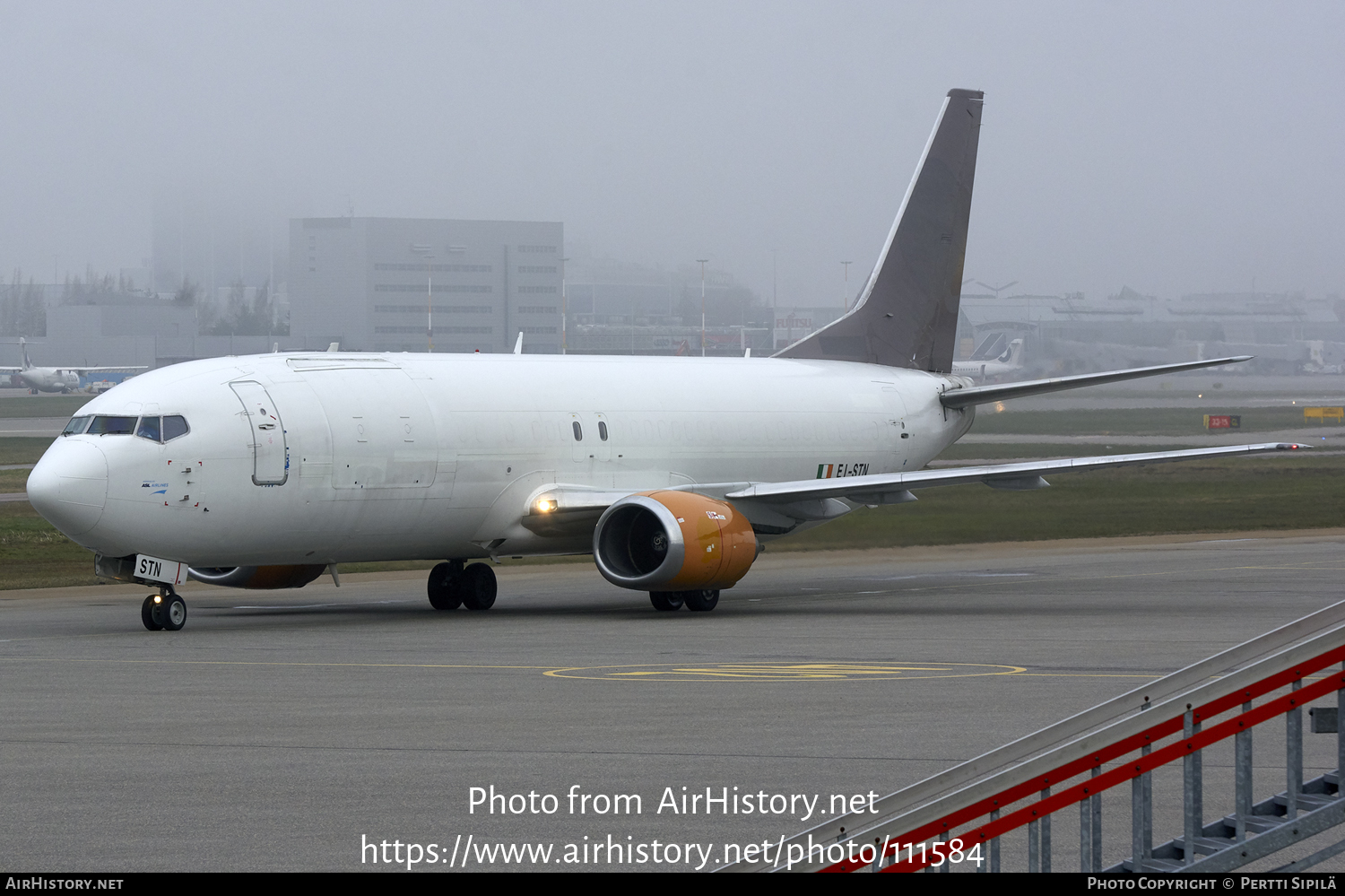 Aircraft Photo of EI-STN | Boeing 737-4Q8(SF) | ASL Airlines | AirHistory.net #111584