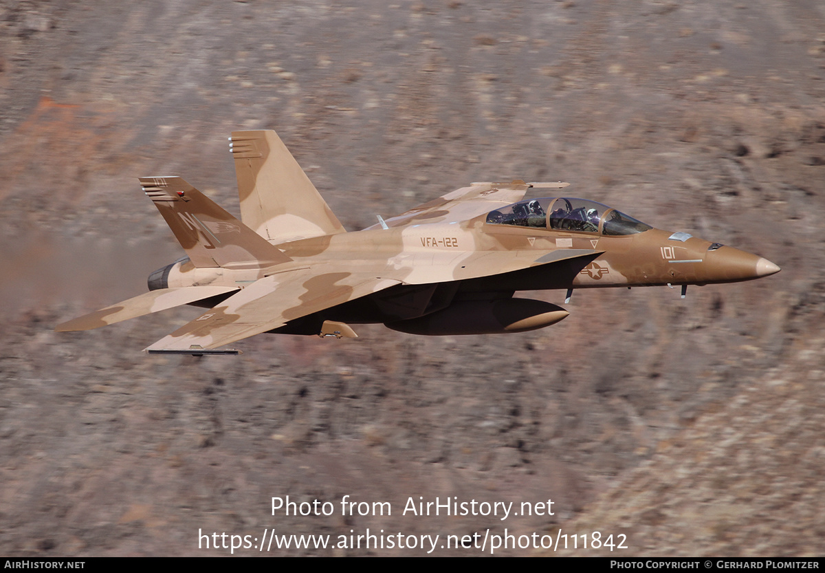 Aircraft Photo of 165679 | Boeing F/A-18F Super Hornet | USA - Navy | AirHistory.net #111842