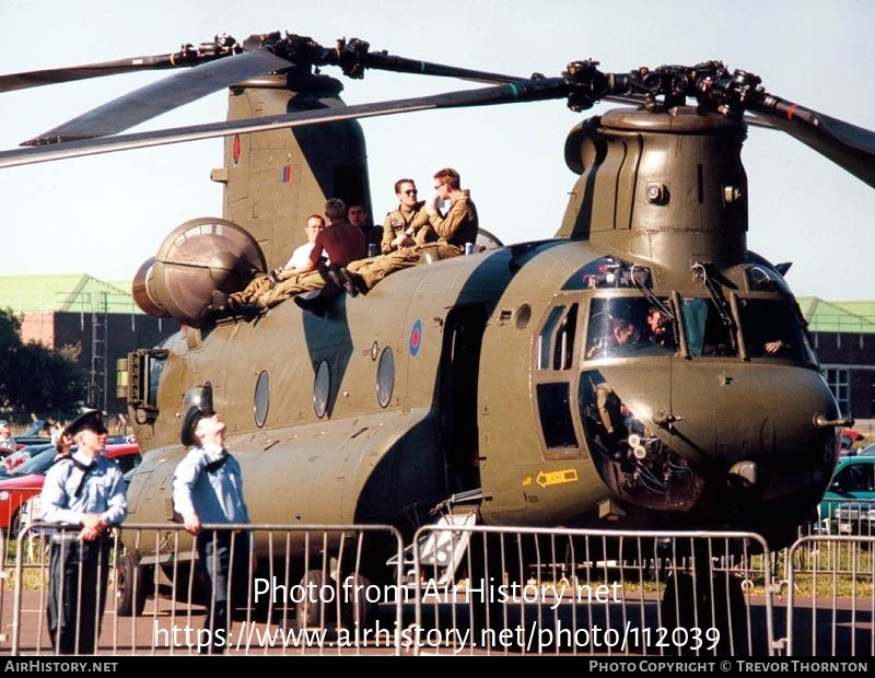 Aircraft Photo of ZD981 | Boeing Chinook HC2 (352) | UK - Air Force | AirHistory.net #112039