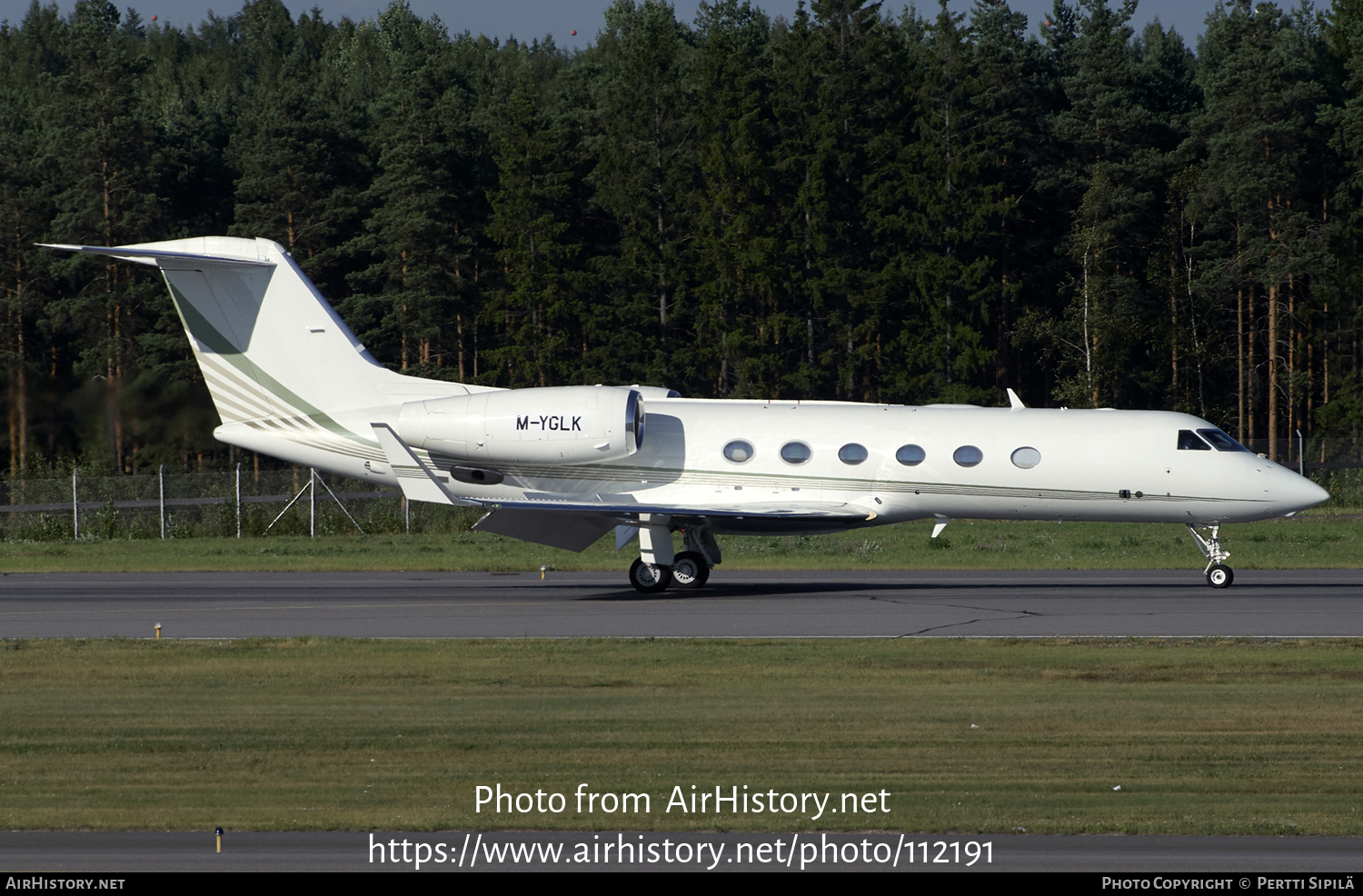 Aircraft Photo of M-YGLK | Gulfstream Aerospace G-IV-X Gulfstream G450 | AirHistory.net #112191