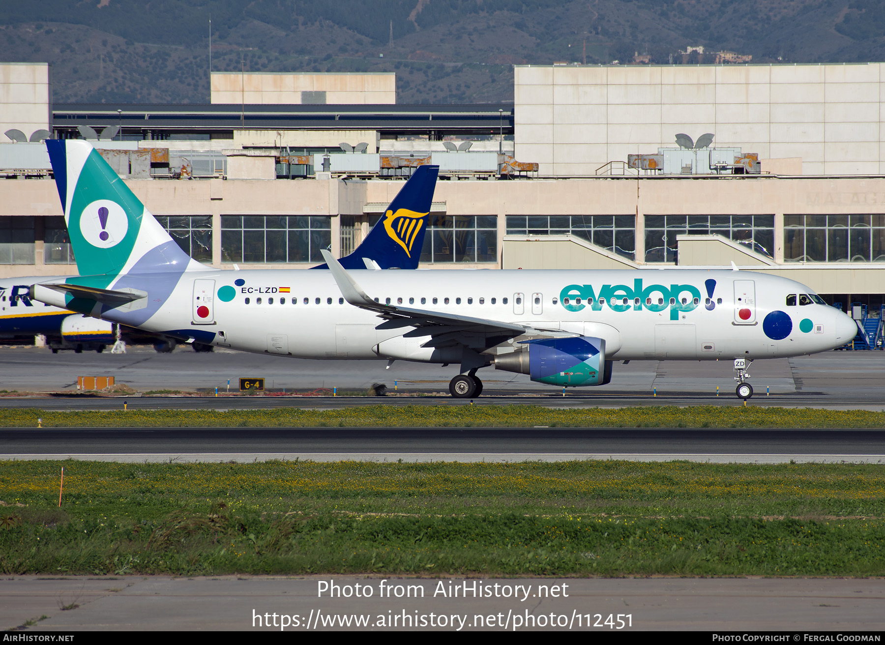 Aircraft Photo of EC-LZD | Airbus A320-214 | Evelop Airlines | AirHistory.net #112451