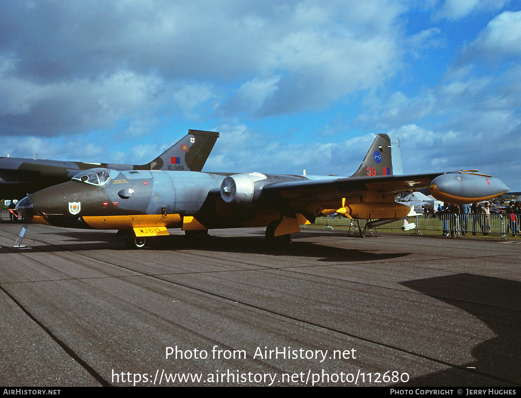 Aircraft Photo of WJ639 | English Electric Canberra TT18 | UK - Air Force | AirHistory.net #112680