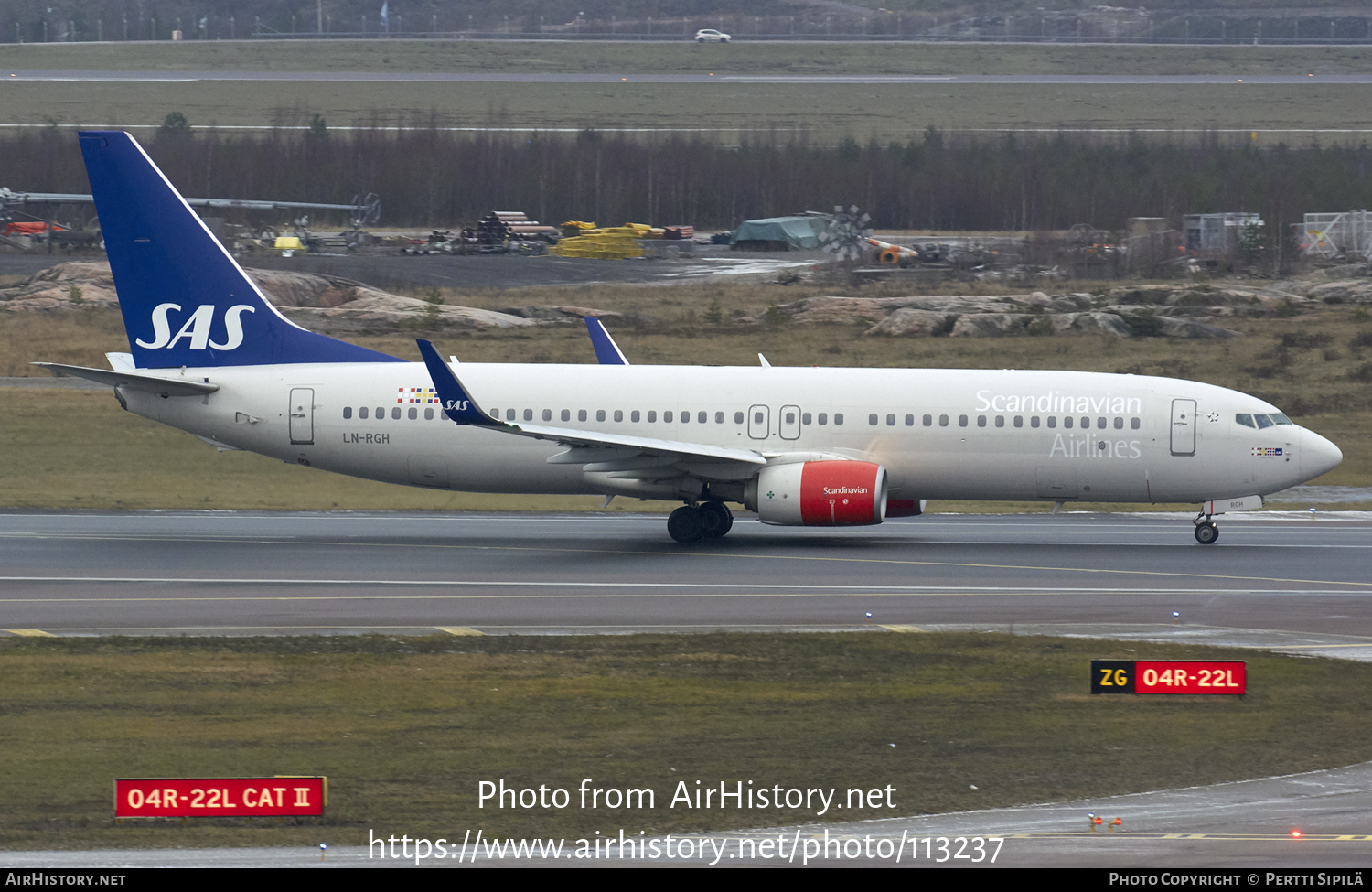 Aircraft Photo of LN-RGH | Boeing 737-86N | Scandinavian Airlines - SAS | AirHistory.net #113237