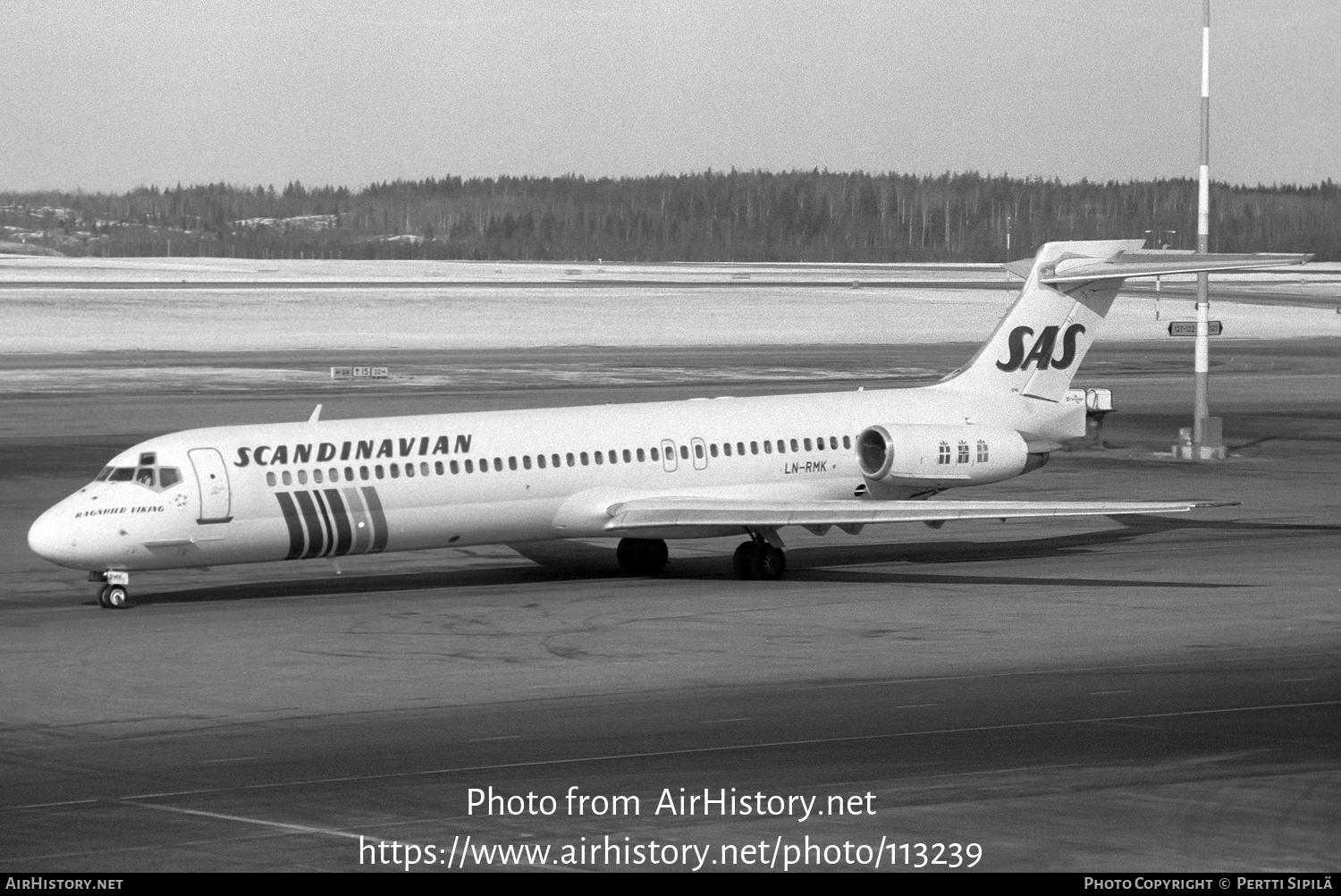 Aircraft Photo of LN-RMK | McDonnell Douglas MD-87 (DC-9-87) | Scandinavian Airlines - SAS | AirHistory.net #113239