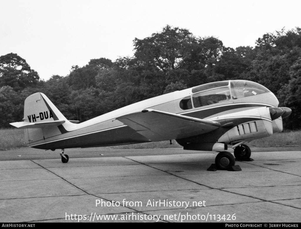 Aircraft Photo of VH-DUA | Let Ae-145 Super Aero 145 | AirHistory.net #113426