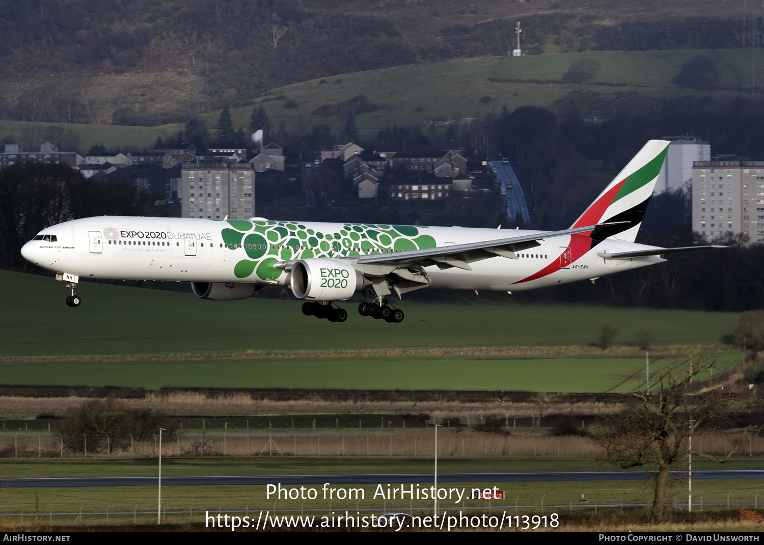 Aircraft Photo of A6-ENH | Boeing 777-31H/ER | Emirates | AirHistory.net #113918