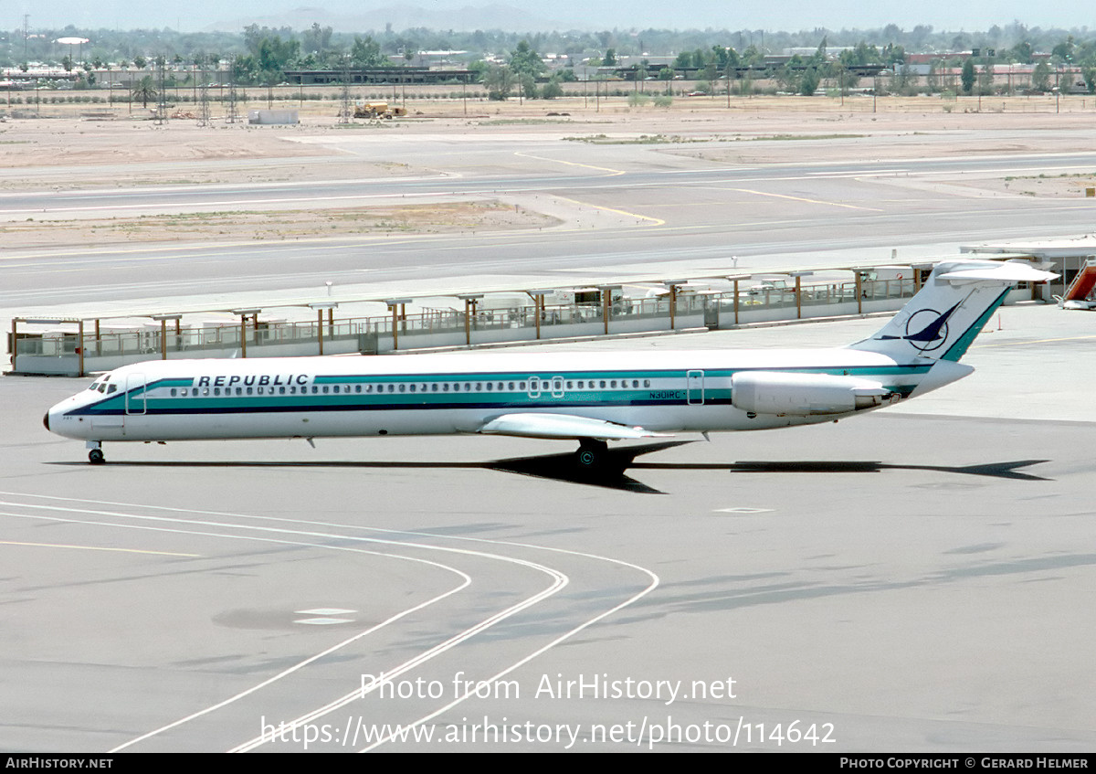 Aircraft Photo of N301RC | McDonnell Douglas MD-82 (DC-9-82) | Republic Airlines | AirHistory.net #114642