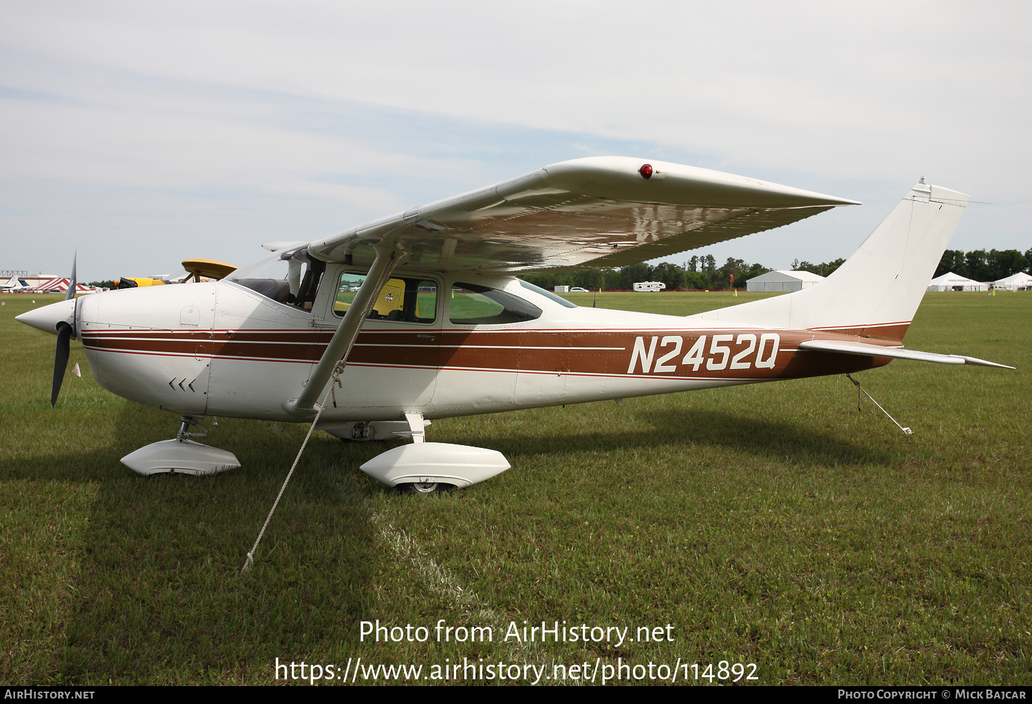 Aircraft Photo of N2452Q | Cessna 182K | AirHistory.net #114892