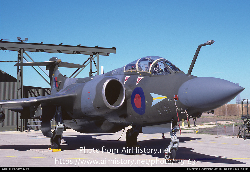 Aircraft Photo of XV333 | Hawker Siddeley Buccaneer S2B | UK - Air Force | AirHistory.net #115163