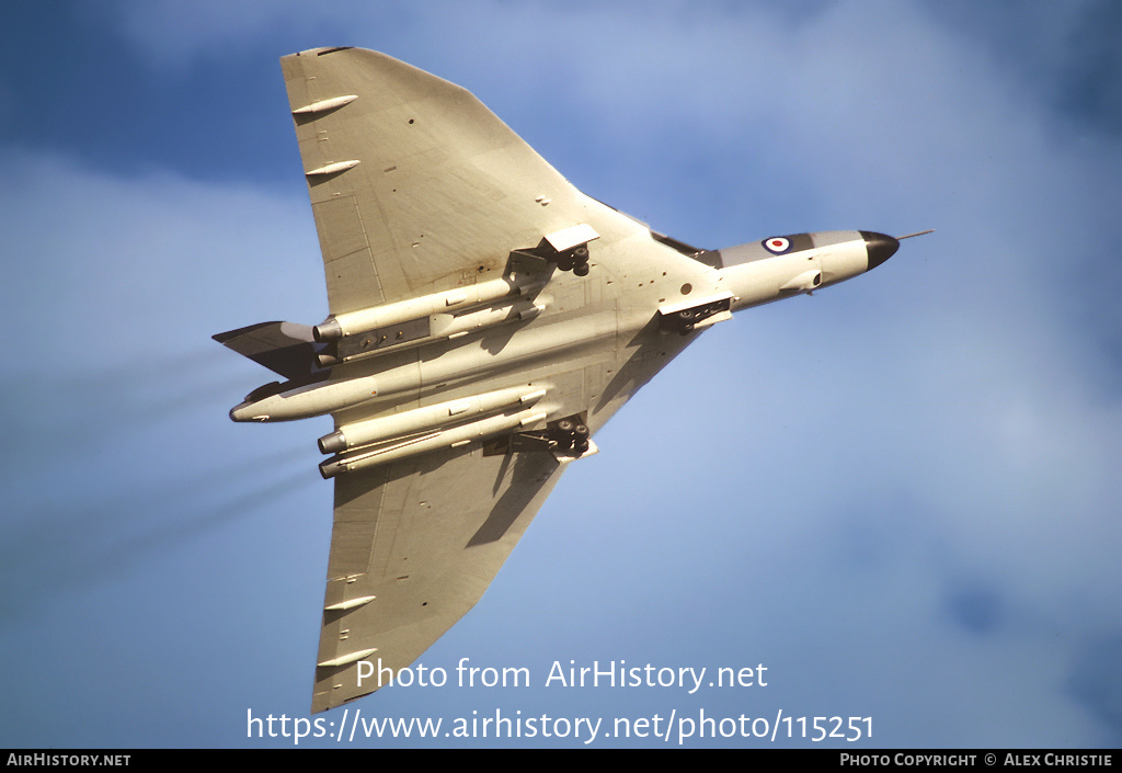 Aircraft Photo of XH558 | Avro 698 Vulcan B.2 | UK - Air Force | AirHistory.net #115251