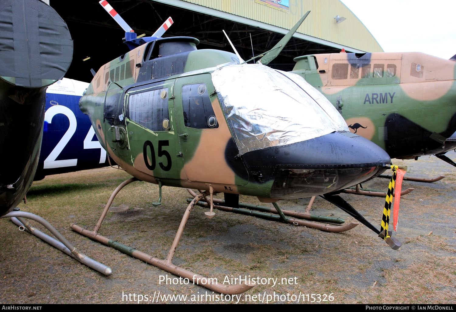 Aircraft Photo of A17-005 | Bell 206B-1 Kiowa | Australia - Army | AirHistory.net #115326