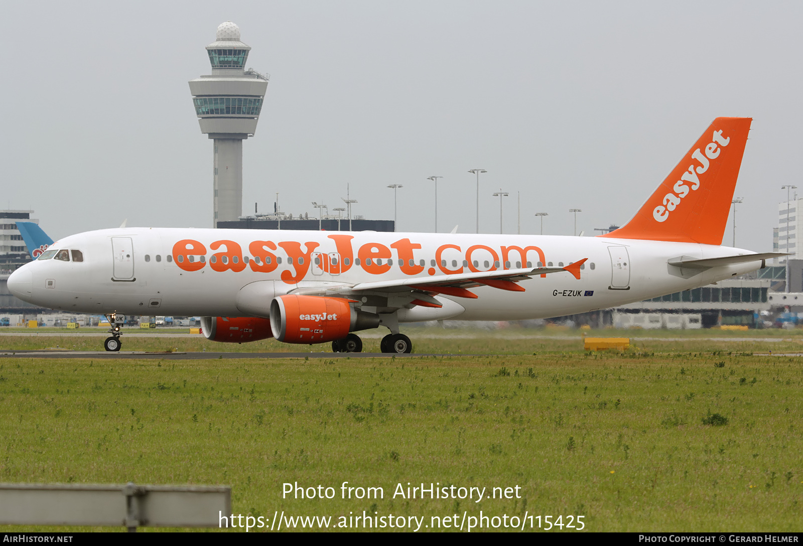 Aircraft Photo of G-EZUK | Airbus A320-214 | EasyJet | AirHistory.net #115425