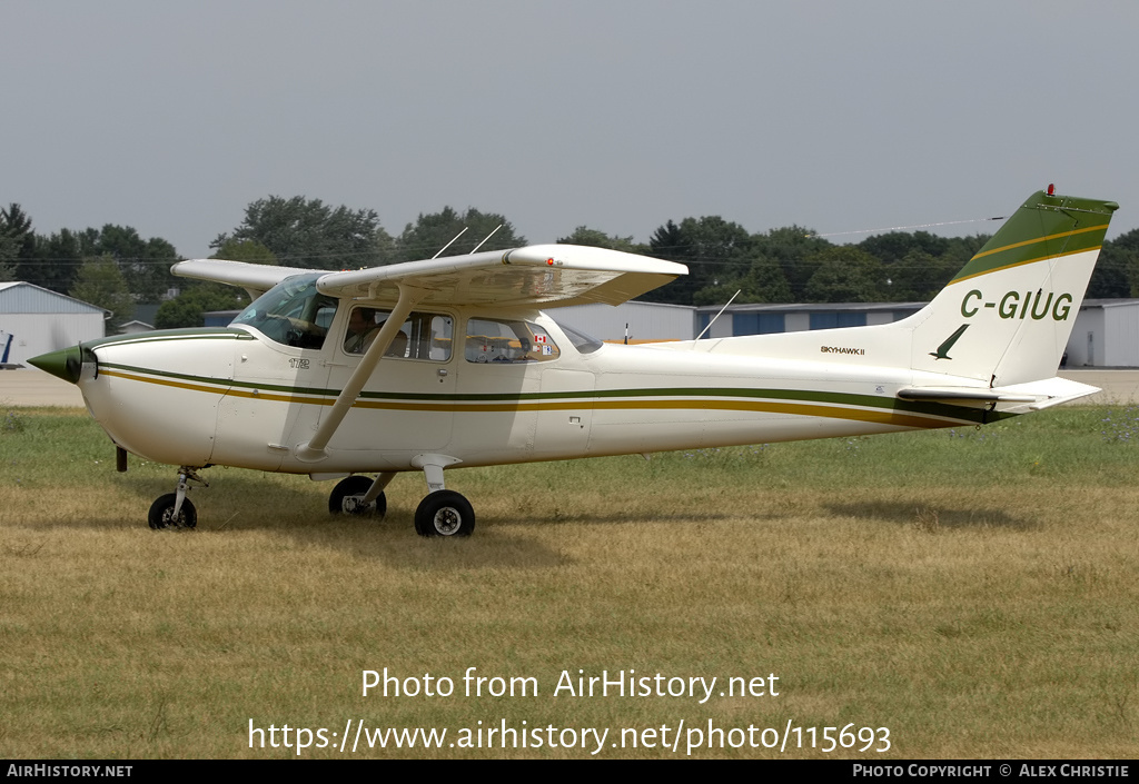 Aircraft Photo of C-GIUG | Cessna 172N Skyhawk 100 II | AirHistory.net #115693