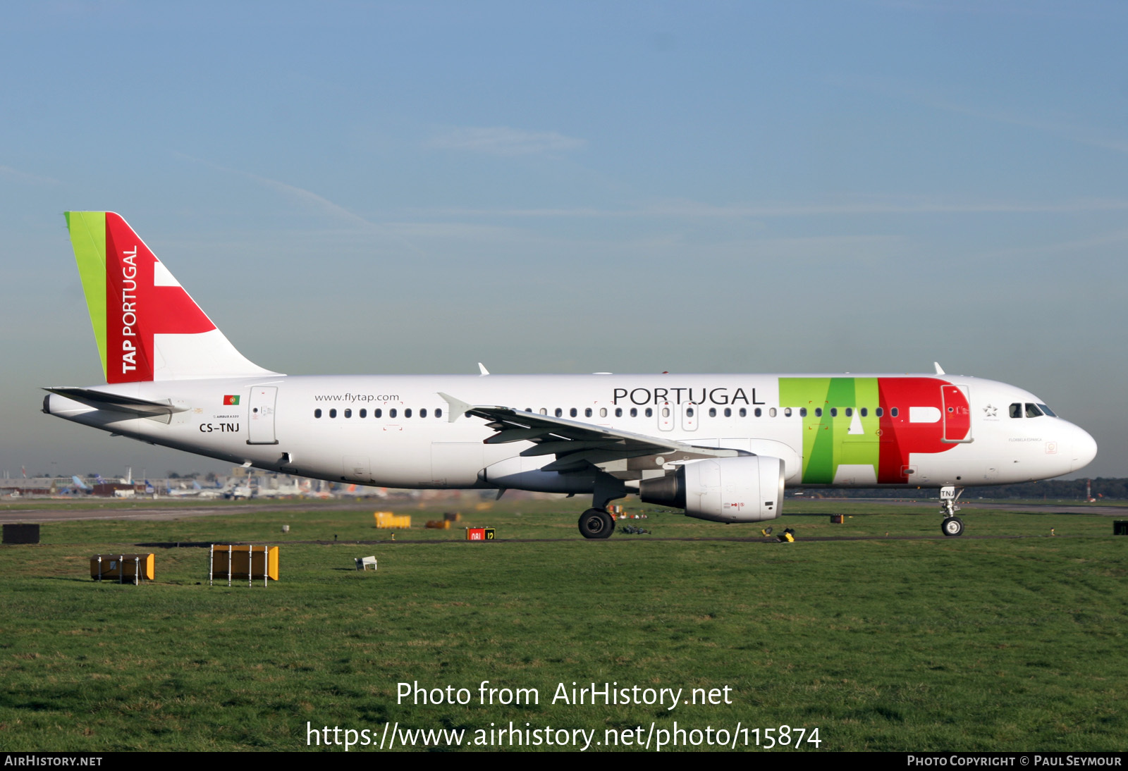 Aircraft Photo of CS-TNJ | Airbus A320-214 | TAP Portugal | AirHistory.net #115874