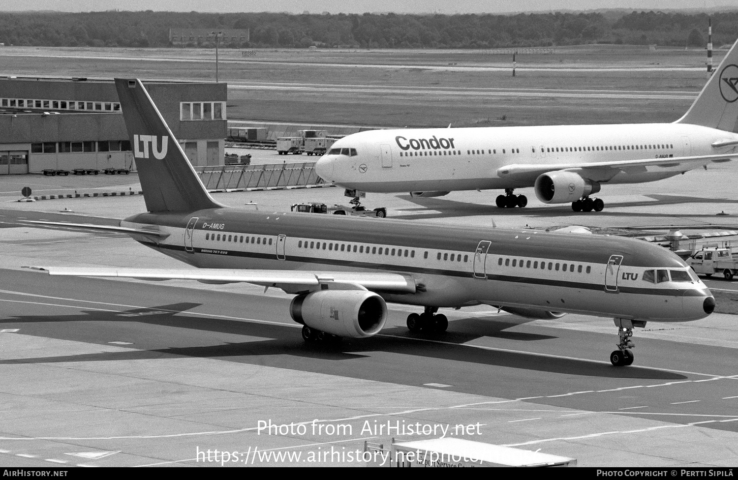 Aircraft Photo of D-AMUG | Boeing 757-2G5 | LTU - Lufttransport-Unternehmen | AirHistory.net #116056