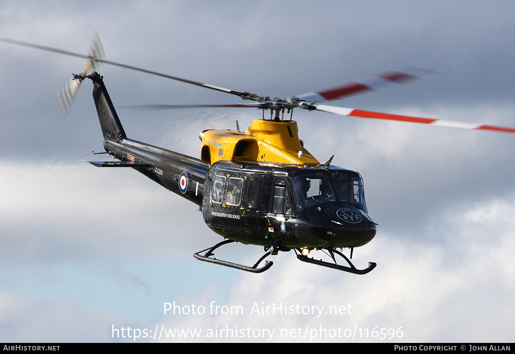 Aircraft Photo of ZJ235 | Bell 412EP Griffin HT1 | UK - Air Force | AirHistory.net #116596