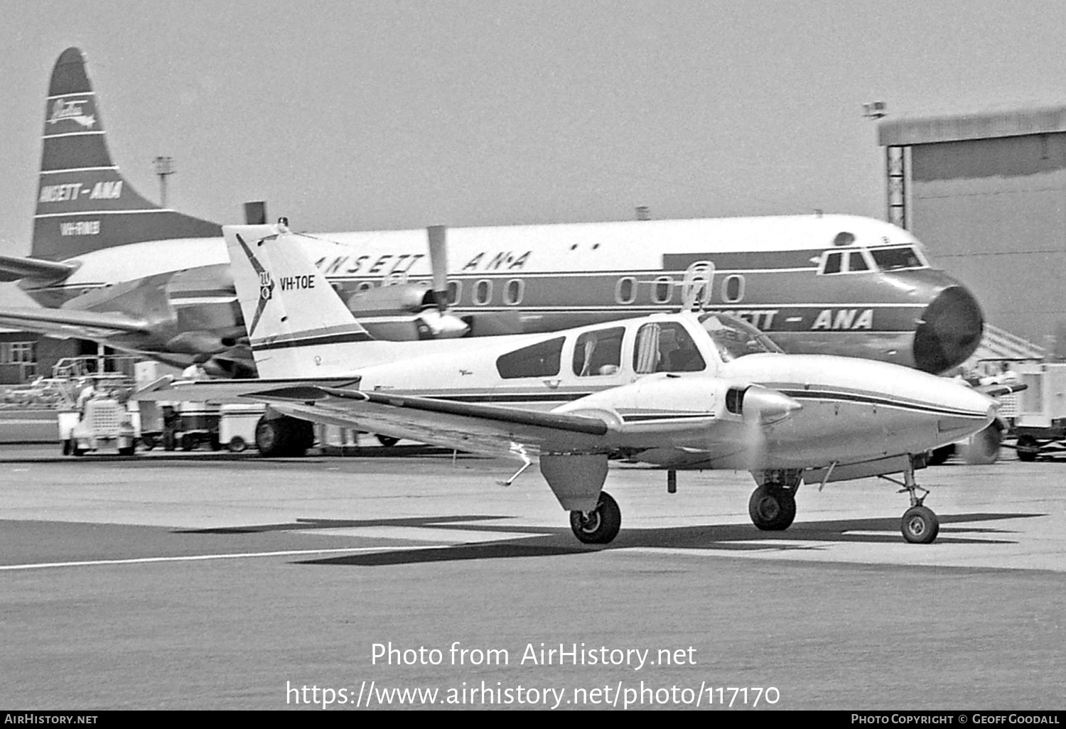 Aircraft Photo of VH-TOE | Beech C55 Baron (95-C55) | Wigmore Tractors | AirHistory.net #117170