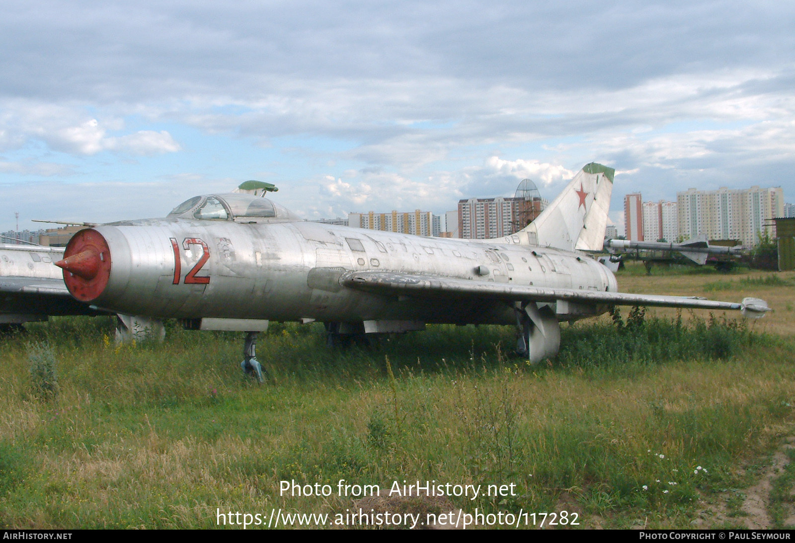 Aircraft Photo of 12 red | Sukhoi Su-7B | AirHistory.net #117282