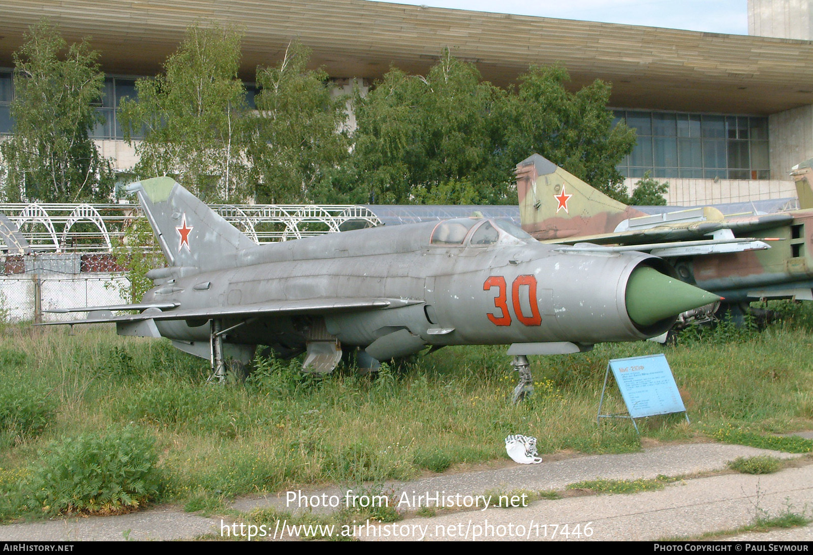 Aircraft Photo of 30 red | Mikoyan-Gurevich MiG-21R | Russia - Air Force | AirHistory.net #117446