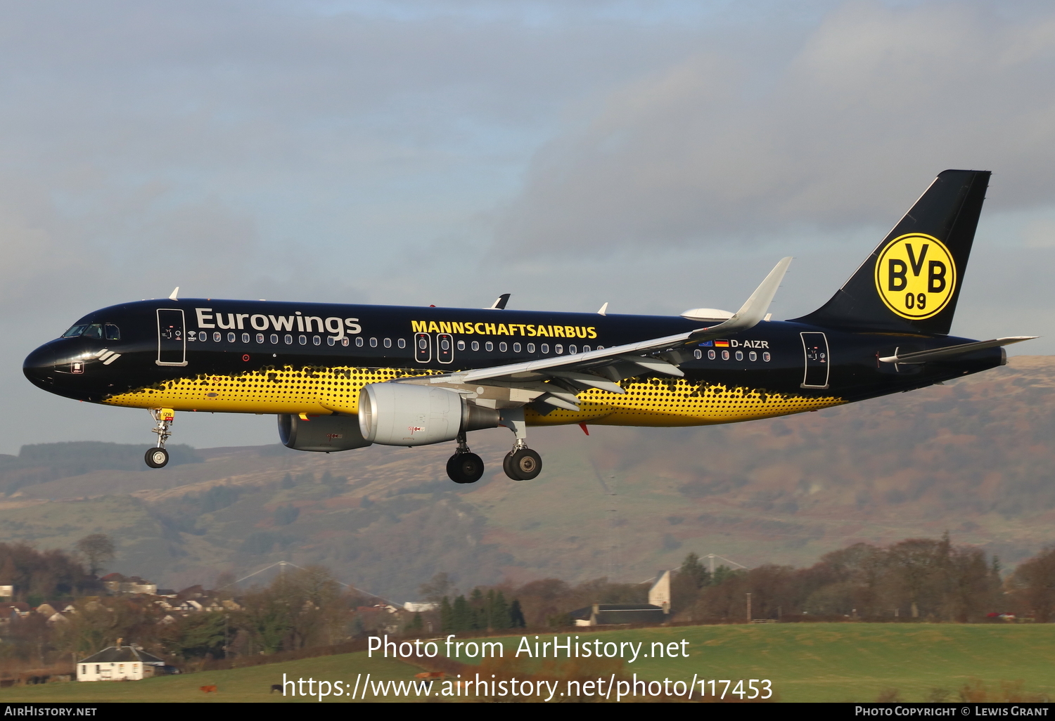 Aircraft Photo of D-AIZR | Airbus A320-214 | Eurowings | AirHistory.net #117453