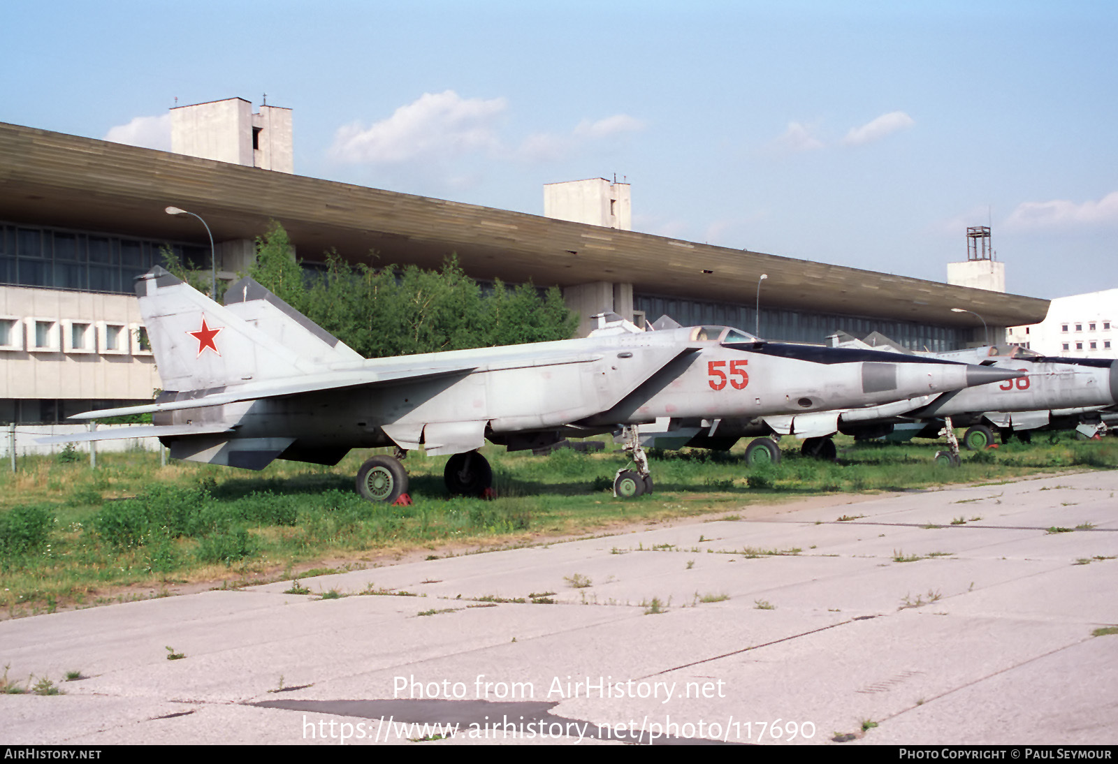 Aircraft Photo of 55 red | Mikoyan-Gurevich MiG-25RB | AirHistory.net #117690