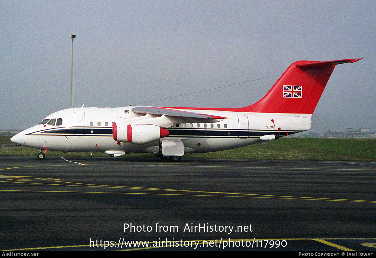 Aircraft Photo of ZE701 | British Aerospace BAe-146 CC.2 | UK - Air Force | AirHistory.net #117990