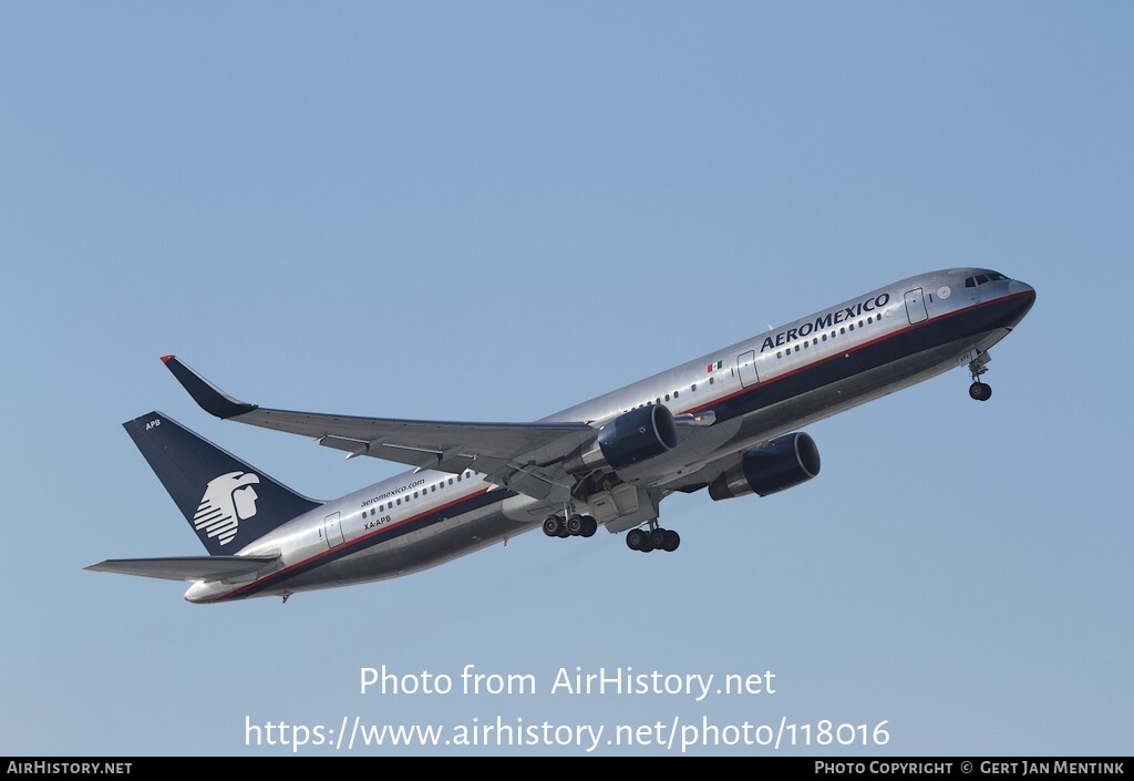 Aircraft Photo of XA-APB | Boeing 767-3Q8/ER | AeroMéxico | AirHistory.net #118016