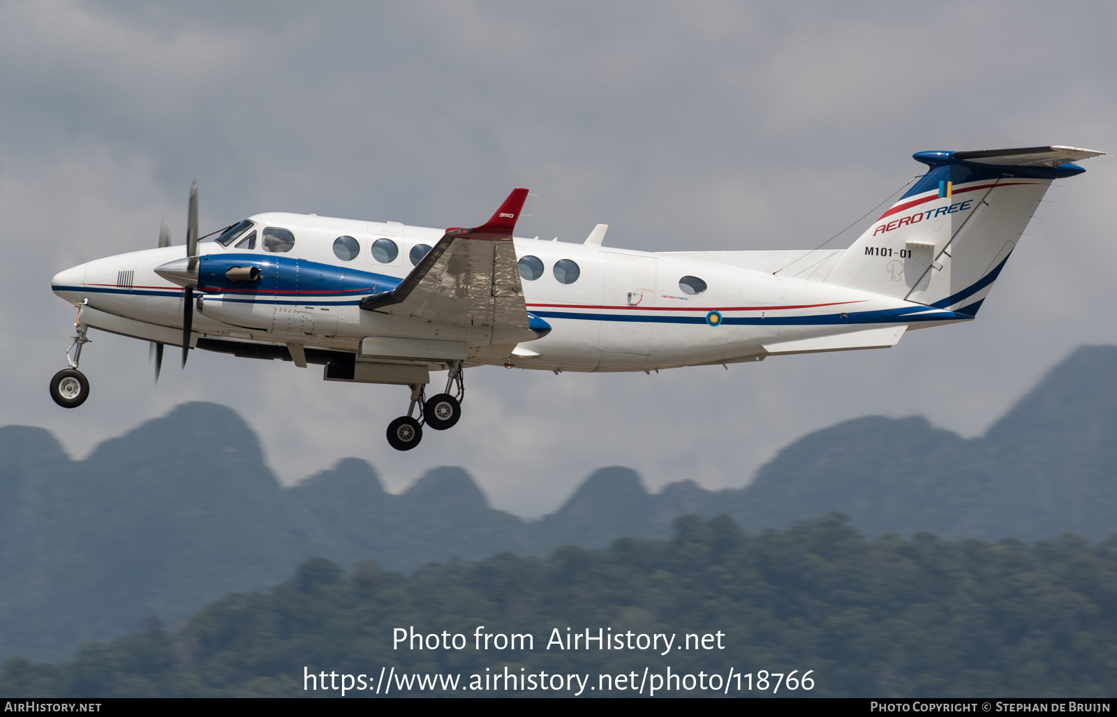 Aircraft Photo of M101-01 | Hawker Beechcraft 350i King Air (B300) | Malaysia - Air Force | AirHistory.net #118766