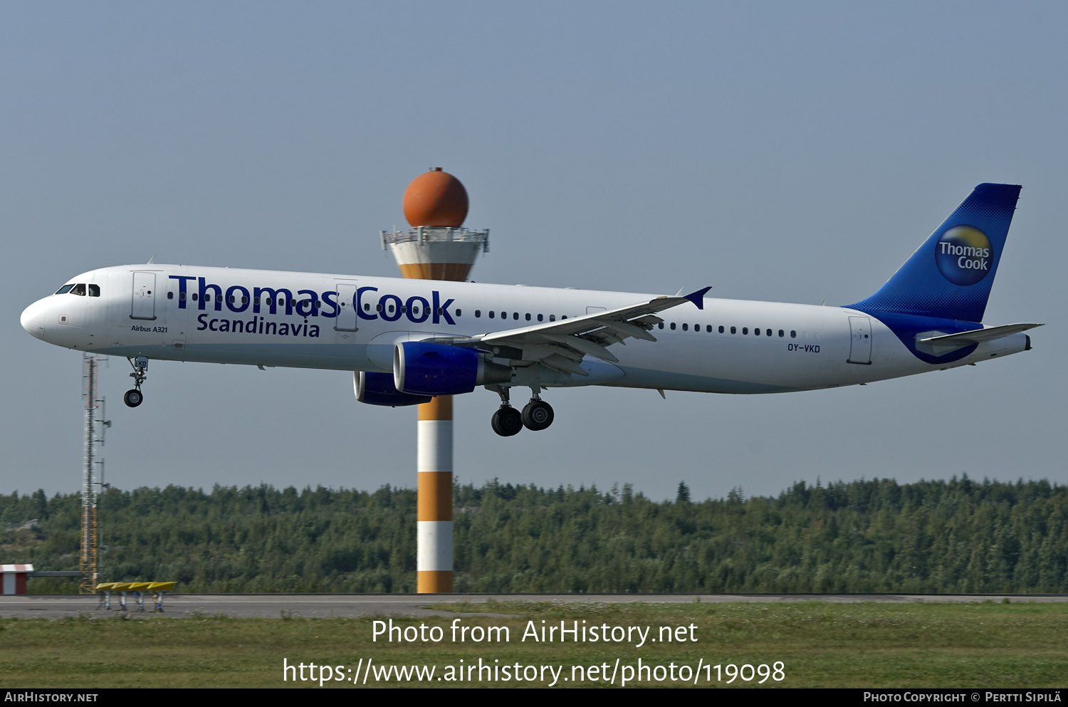 Aircraft Photo of OY-VKD | Airbus A321-211 | Thomas Cook Airlines Scandinavia | AirHistory.net #119098