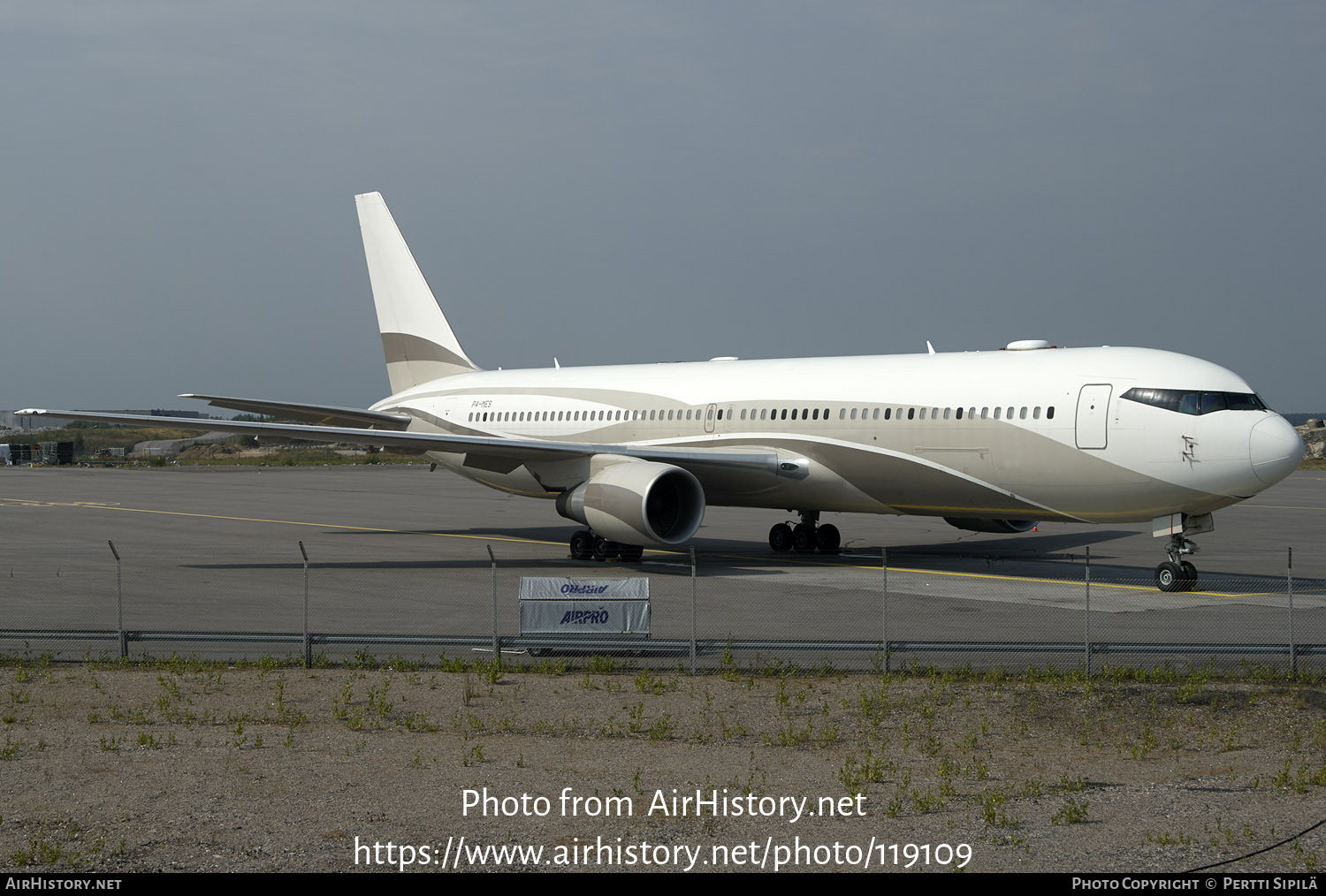 Aircraft Photo of P4-MES | Boeing 767-33A/ER | AirHistory.net #119109