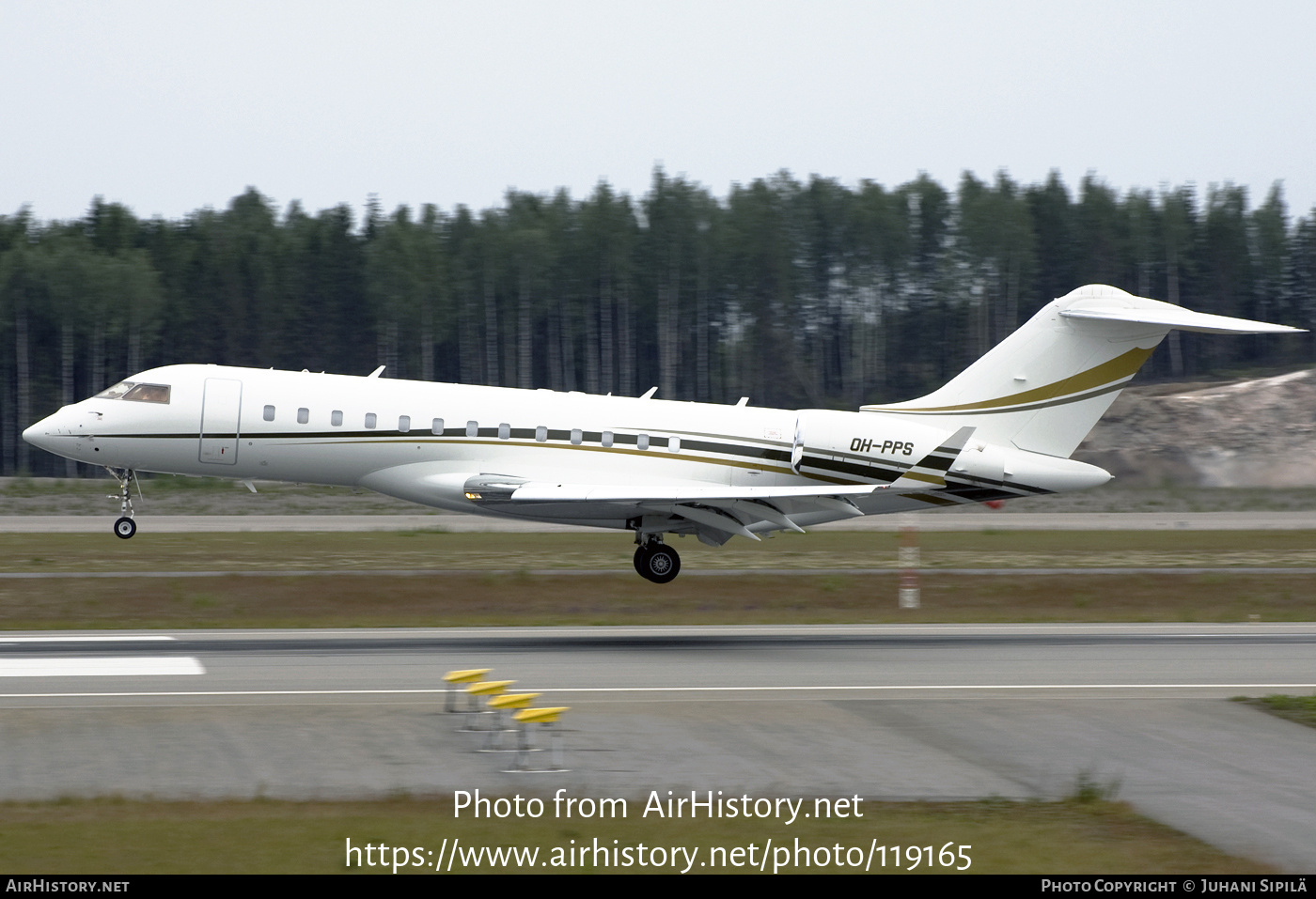 Aircraft Photo of OH-PPS | Bombardier Global Express XRS (BD-700-1A10) | AirHistory.net #119165