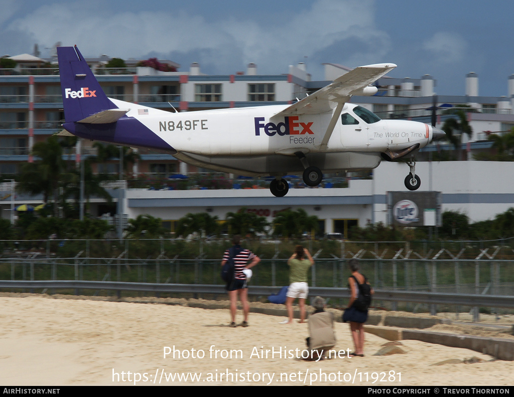 Aircraft Photo of N849FE | Cessna 208B Super Cargomaster | FedEx Feeder | AirHistory.net #119281