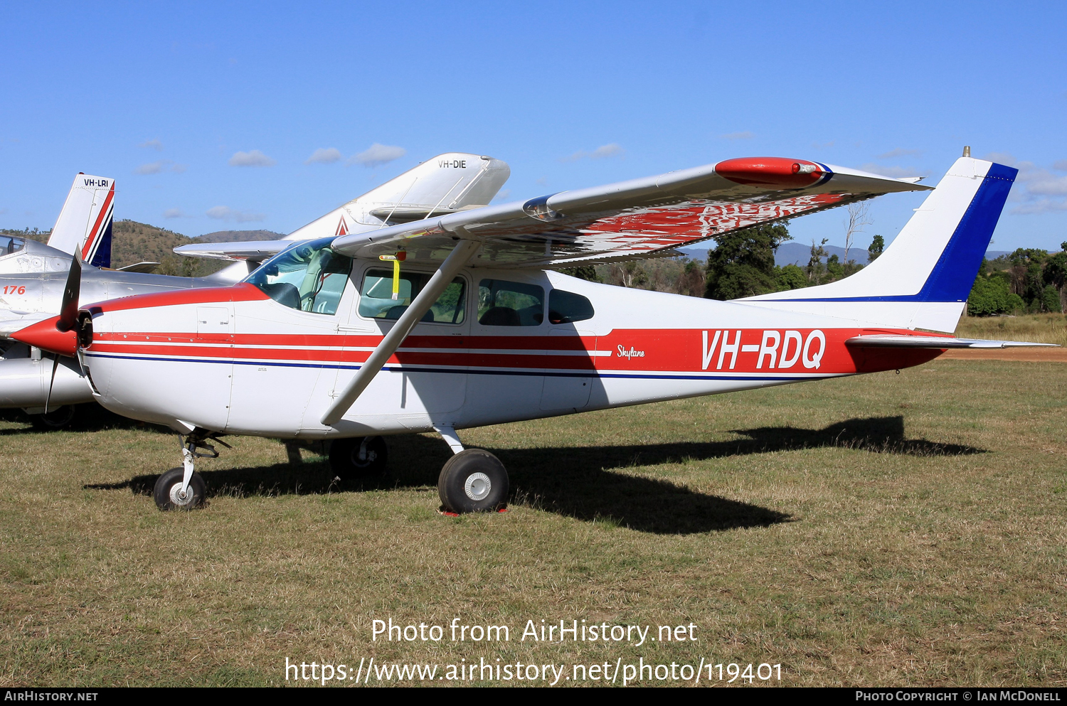 Aircraft Photo of VH-RDQ | Cessna 182D Skylane | AirHistory.net #119401