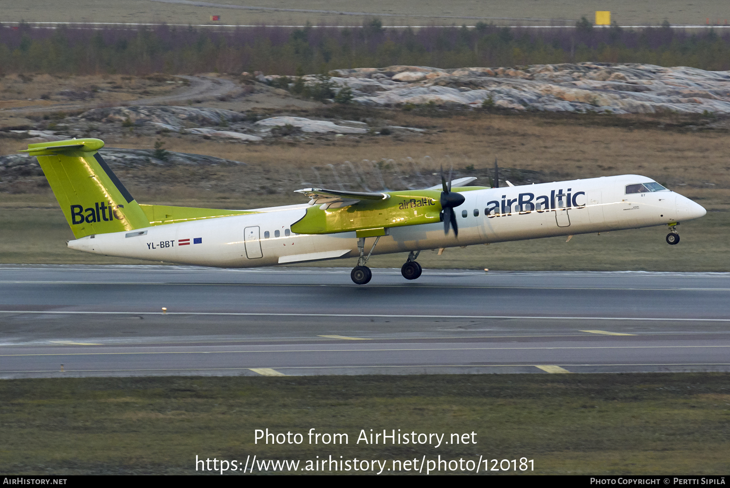 Aircraft Photo of YL-BBT | Bombardier DHC-8-402 Dash 8 | AirBaltic | AirHistory.net #120181