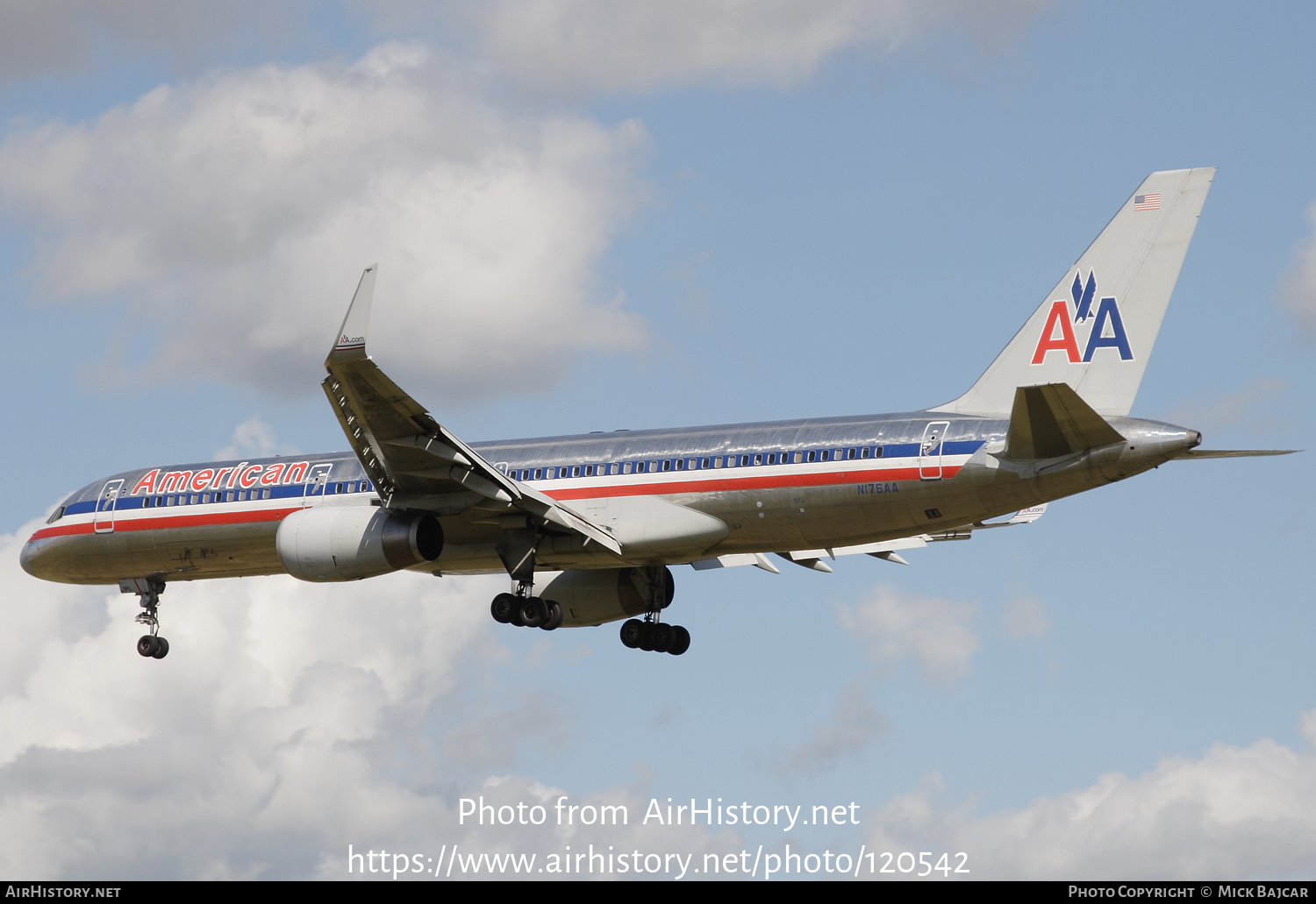 Aircraft Photo of N176AA | Boeing 757-223 | American Airlines | AirHistory.net #120542