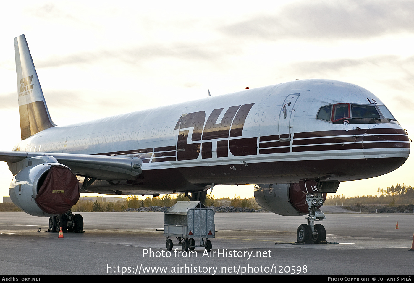 Aircraft Photo of OO-DLN | Boeing 757-236/SF | DHL Worldwide Express | AirHistory.net #120598