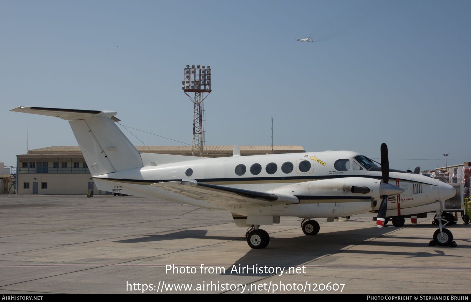 Aircraft Photo of 163837 | Beech UC-12M Super King Air (A200C) | USA - Navy | AirHistory.net #120607