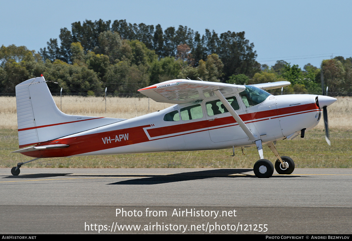 Aircraft Photo of VH-APW | Cessna 180K Skywagon 180 | AirHistory.net #121255