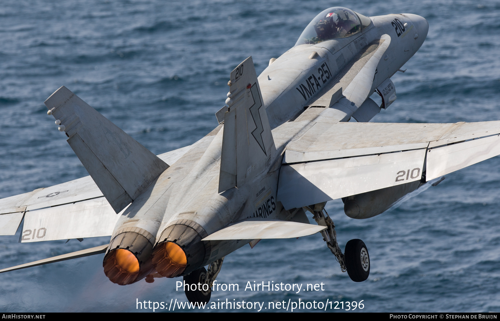 Aircraft Photo of 164910 | McDonnell Douglas F/A-18C Hornet | USA - Marines | AirHistory.net #121396