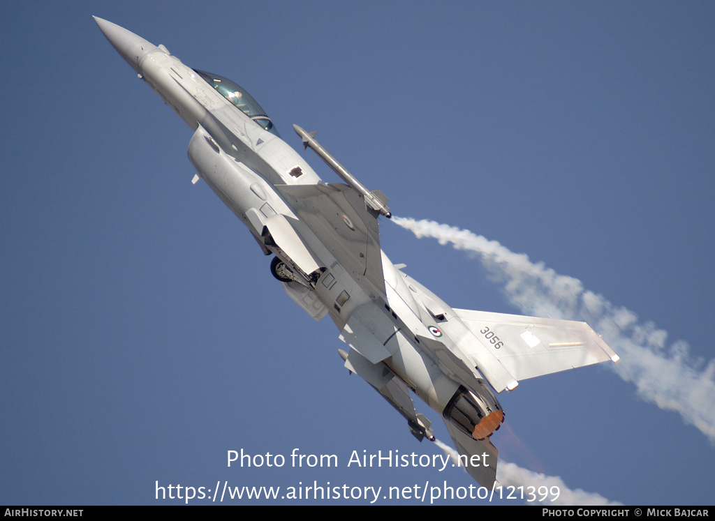 Aircraft Photo of 3056 | Lockheed Martin F-16E Fighting Falcon | United Arab Emirates - Air Force | AirHistory.net #121399